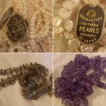 A Job lot of cultured pearls, amethyst chips and opal chips