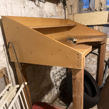 A Jewellers Bench That Needs A Home
